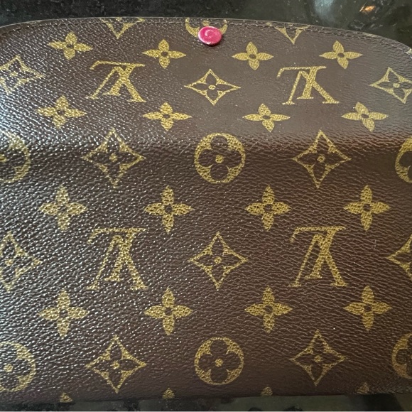 LOUIS VUITTON EMILIE WALLET - Picture 6 of 12